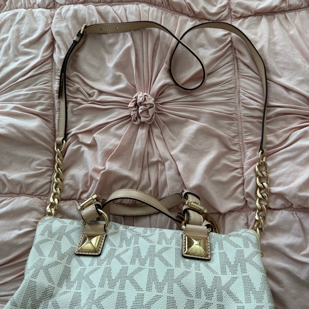 Michael Kors Grayson White/Cream Classic Monogram Speedy Satchel/Crossbody Purse - Picture 2 of 11